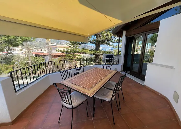 John Sea Suites